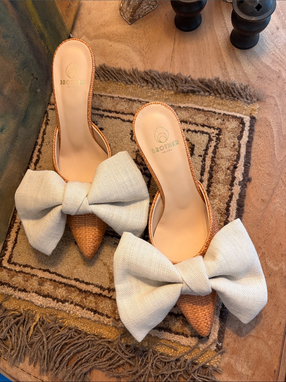Brother Vellies Raffia Pointed Toe Kitten Heel Mule with Ivory Canvas Bow SZ 7